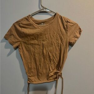 Cream khaki baby tee!